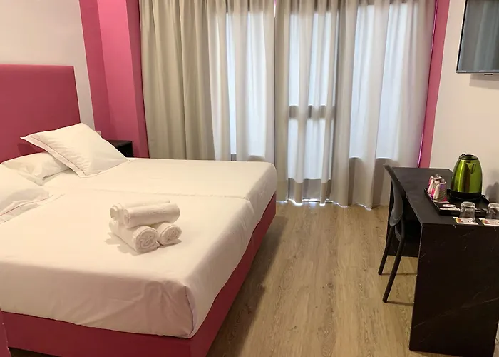 Elegance Adriano (adults Only) Отель