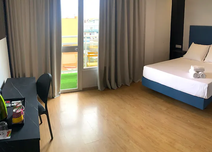 מלון Elegance Adriano (adults Only)