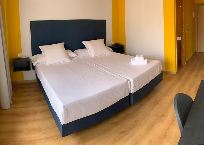 Elegance Adriano (adults Only) 토레몰리노스