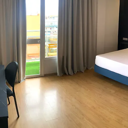 מלון Elegance Adriano (adults Only)
